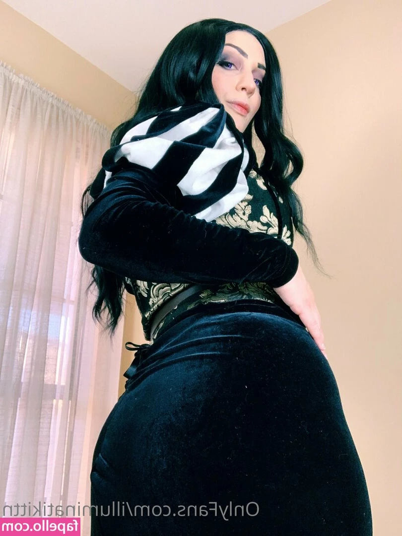 illuminatikittn - Chicos estoy resfriada a morir  por eso no he subido contenido   pero