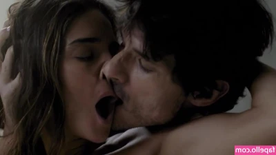Juana Viale [ juana-viale ] - Your cock would fit perfectly right between my tits