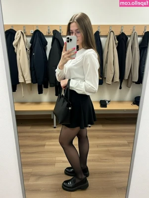 strelchenia_alina [ strelchenia-alina ] - Can I make your day great?