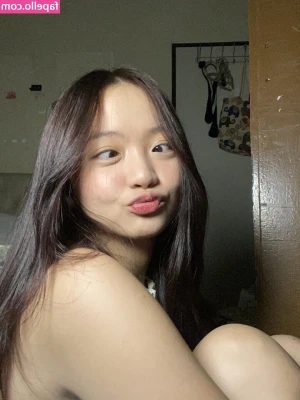 Fiona Sze [ fiona-sze ] - Hope y’all had a Happy Thanksgiving! 🦃