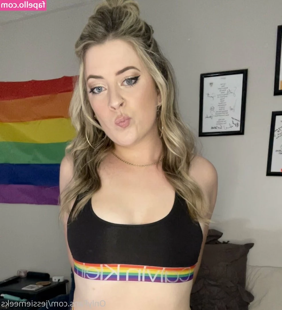 jessiemeeks - Bouncey bouncey