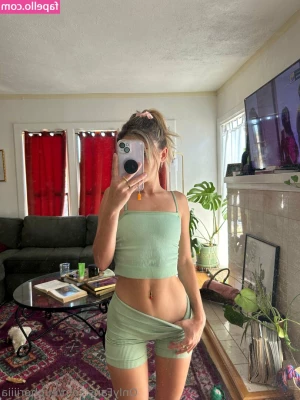 cutesmartnudegirl - Wish this was you