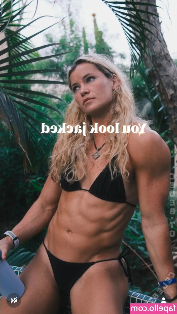 abbiedomit - god im horny...