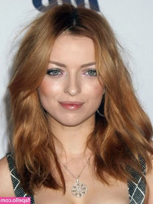 Francesca Eastwood [ francesca-eastwood ] - Sexy mammories and phone content drop. Love you all. Thanks for the