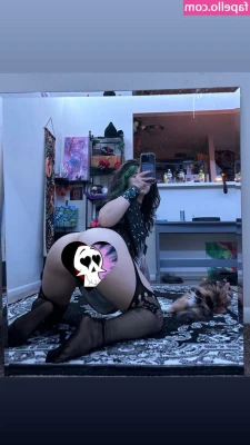 Lyssa Lowe [ lyssa-lowe ] - Sooo do you REALLY want my attention 💲💲💲