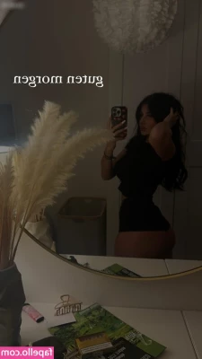 Nikelein - TRIKI TRIKI FUCK ME