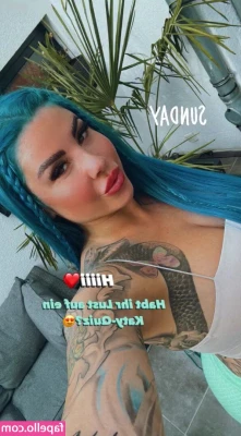 Kate Merlan [ kate-merlan ] - @myaquinnxx licking my ass 😋