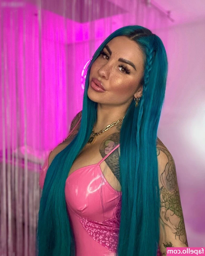 Kate Merlan [ kate-merlan ] - Preview  Join my premium page to see uncensored   Jubilee Spice  Part