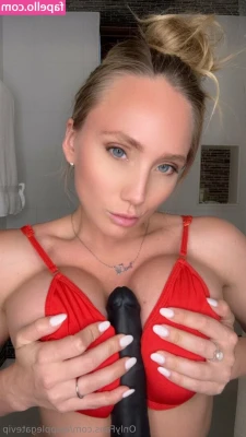 AJ Applegate [ aj-applegate ] - Want to see this cute face in real time? I offer video calls and