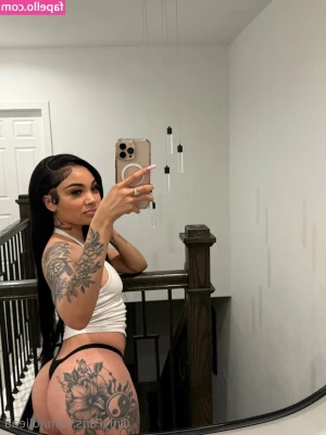 Jolieaa - Hope you all enjoy your weekend 💛