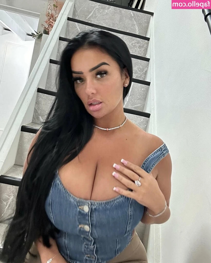 Lauren Murray [ lauren-murray ] - want to stuff the other hole?