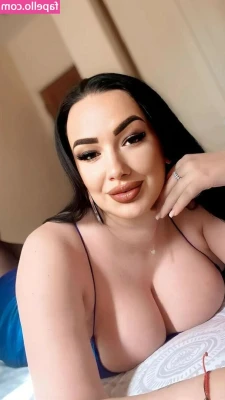 Bustysexylora - Who's gonna cum first???