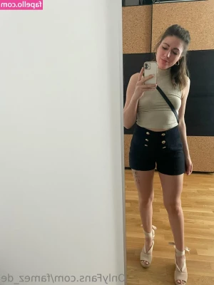 famez_de [ famez-de ] - MEGA PORN PACK   10 Full Length Vids  only open if you need to cum  