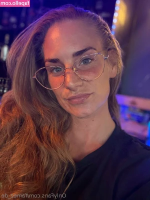 famez_de [ famez-de ] - date night 🤤 where are you taking me?