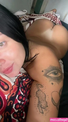 Leticia Giacomin [ leticia-giacomin ] - Tits down ⬇️ Ass up ⬆️