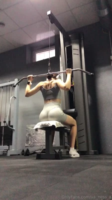  [ va-ness-a ] - Did you see this sexy fuck vid in your inbox
