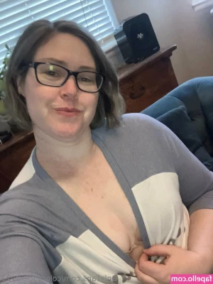 coloradokitty23 - Hello  new fan