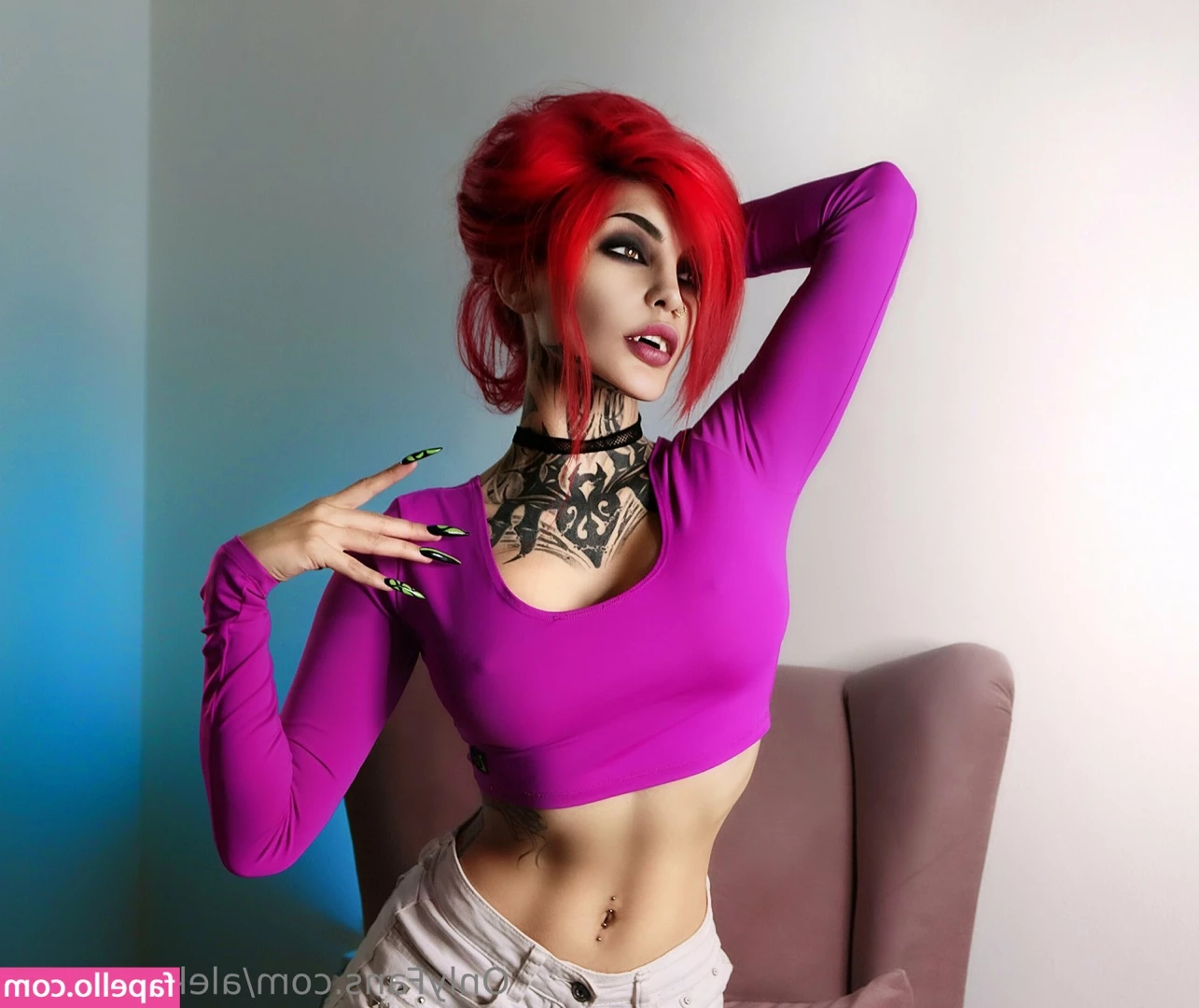 aleksa_vamp [ aleksa-vamp ] - Do you like how I move my fat ass