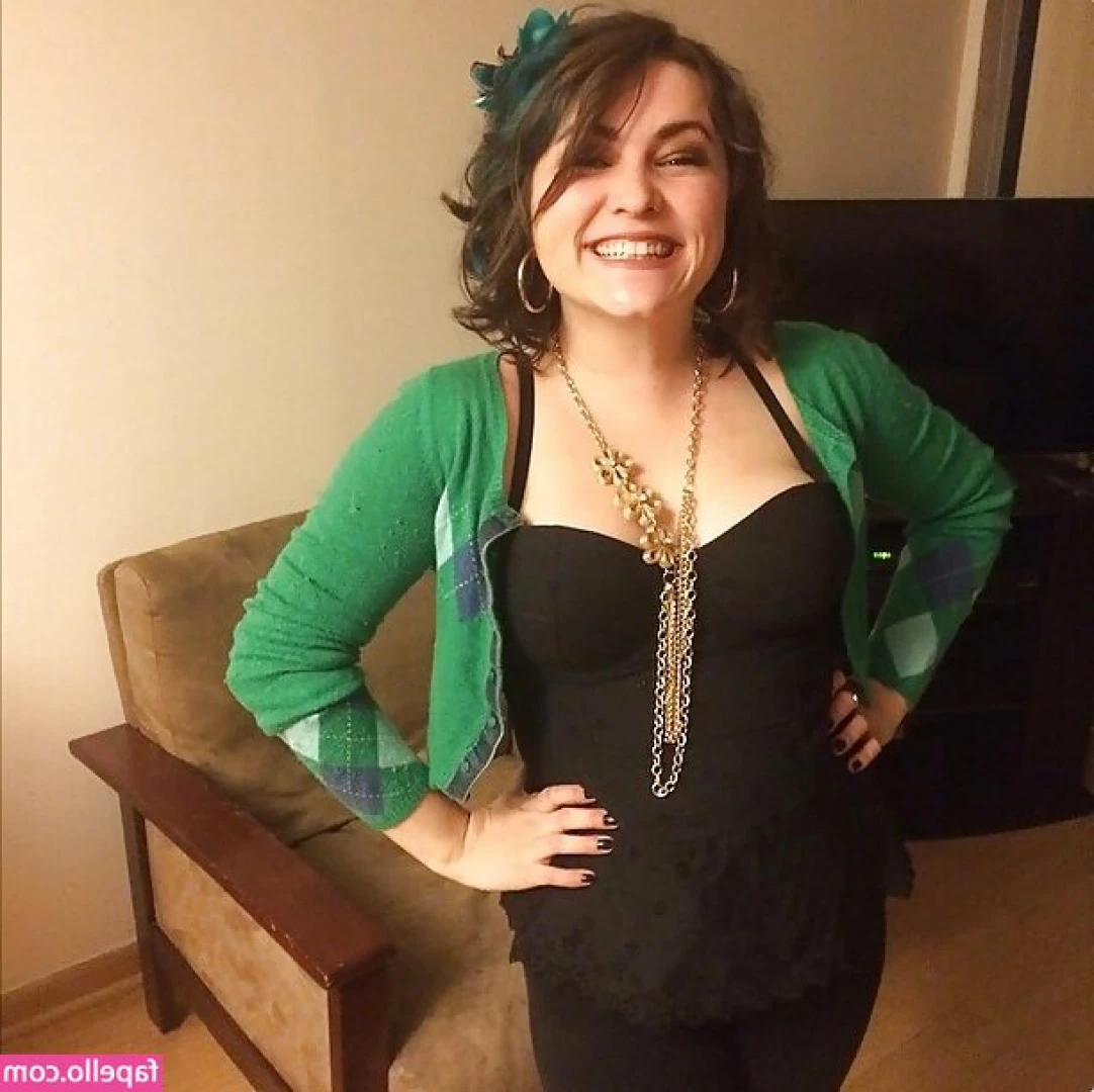 Tamara Chambers [ tamara-chambers ] - Sunday is a day of worship.  On your knees boy.
