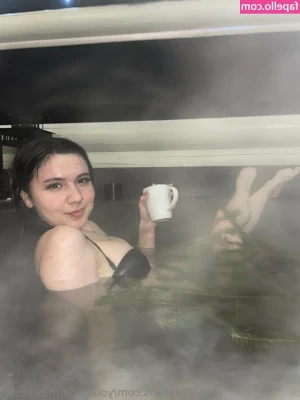 yourchristmasdream - I need a big boy🍑