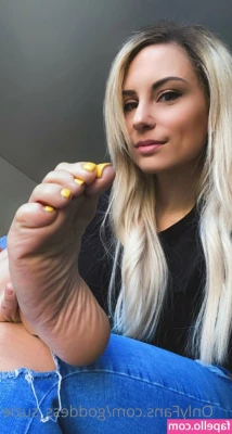 goddess_suzie [ goddess-suzie ] - I can wake up with you