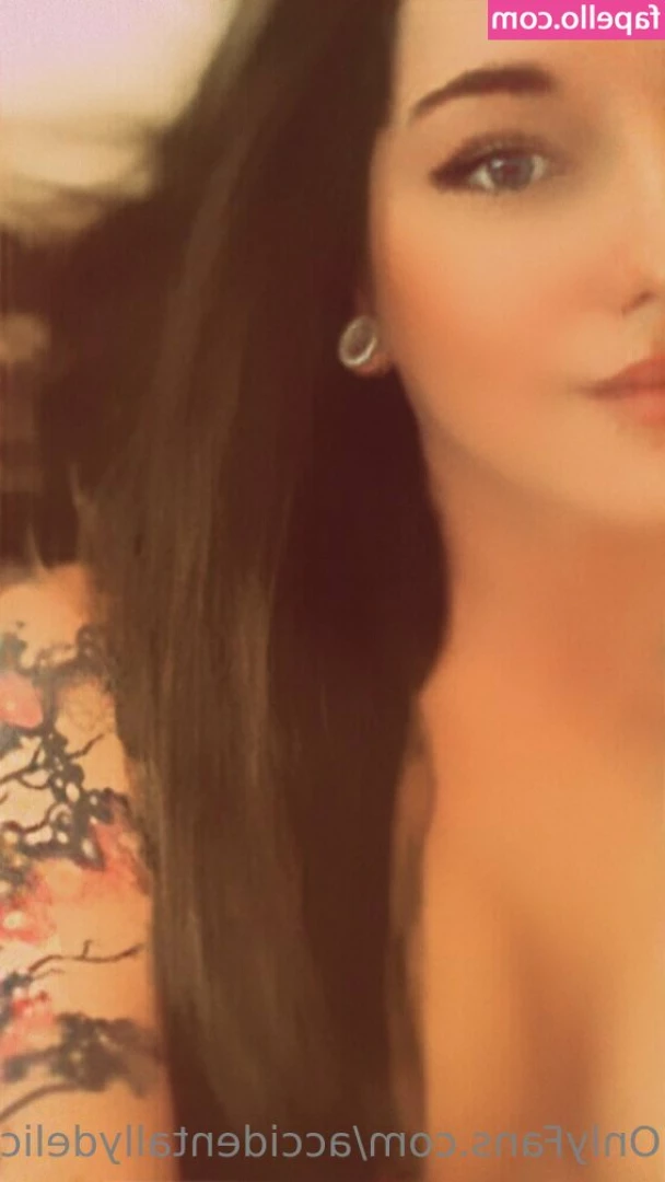 accidentallydelicious - Just planned to shoot some cute stuff and have a solarium at the same