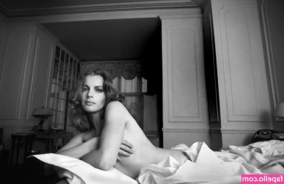 Romy Schneider [ romy-schneider ] - Happy Toesday 💙🖤  Don’t you love my sexy blue toes and these