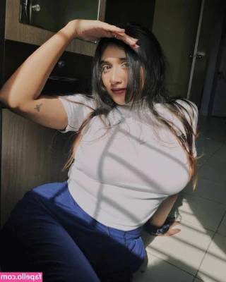 Ruchika Tandon [ ruchika-tandon ] - Just sent a sexy little something to all my fans that have RENEW