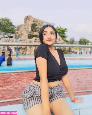 Ruchika Tandon [ ruchika-tandon ] - DM me if you wanna see me cum 😏