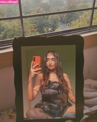 Ruchika Tandon [ ruchika-tandon ] - It's Sinful Sunday, DM me... let's play! 😈