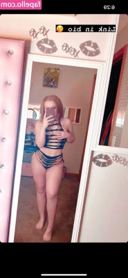 Navaya Marie [ navaya-marie ] - Smoking inside Again being naughty.