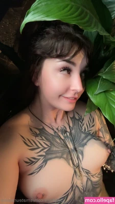 amateuraussie [ amateuraussie-2 ] - I keep buying panties that are too small….🤷‍♀️ Remember