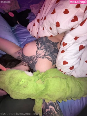 amateuraussie [ amateuraussie-2 ] - If you buy my last post/messages you’ll get a freebie or