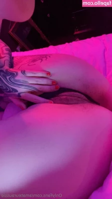 amateuraussie [ amateuraussie-2 ] - Haiii  throwing it out there if anyone wants any custom topless