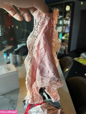 amateuraussie [ amateuraussie-2 ] - Would you fuck me hard or gentle