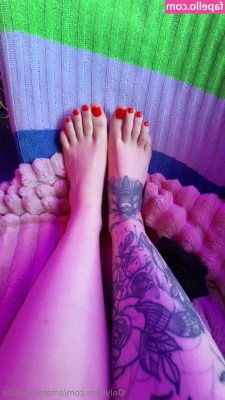 amateuraussie [ amateuraussie-2 ] - Selling all my clothes at the minute is taking up so much of my