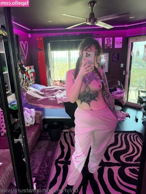 amateuraussie [ amateuraussie-2 ] - oh, hello 😋