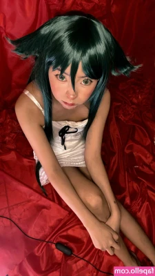 Plebita_chan [ plebita-chan ] - Christmas fun with the lovely Dee Siren https://onlyfans.com/mrssiren