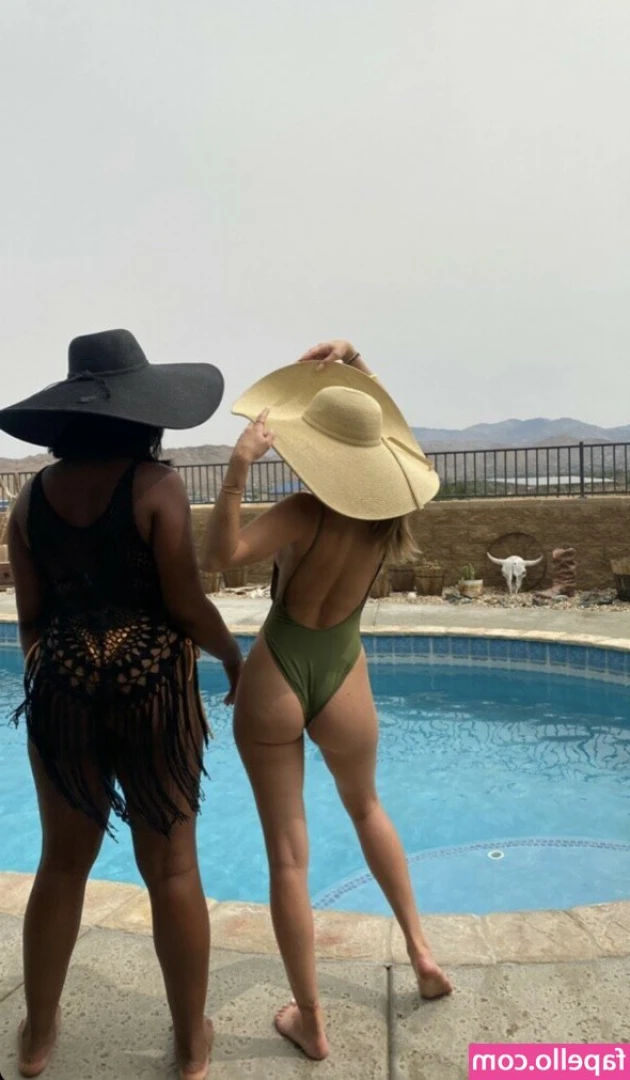 Kimmy Oneal [ kimmy-oneal ] - oops ! i couldn't help it but i'm soooo lucky the lake was there 😭