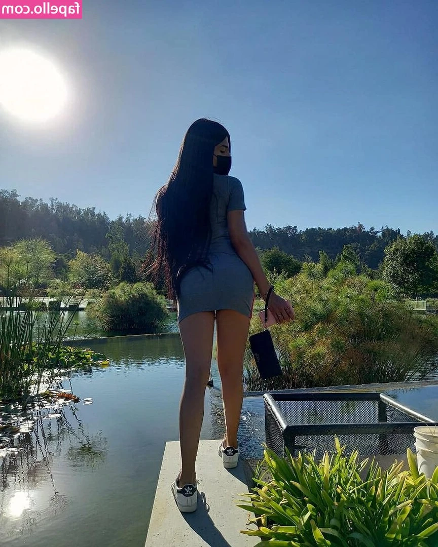 Ximerabbit - This seat taken? 👀