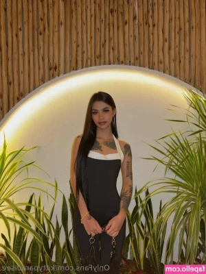 kittyparadisee - would you let me suck you like this? 😉