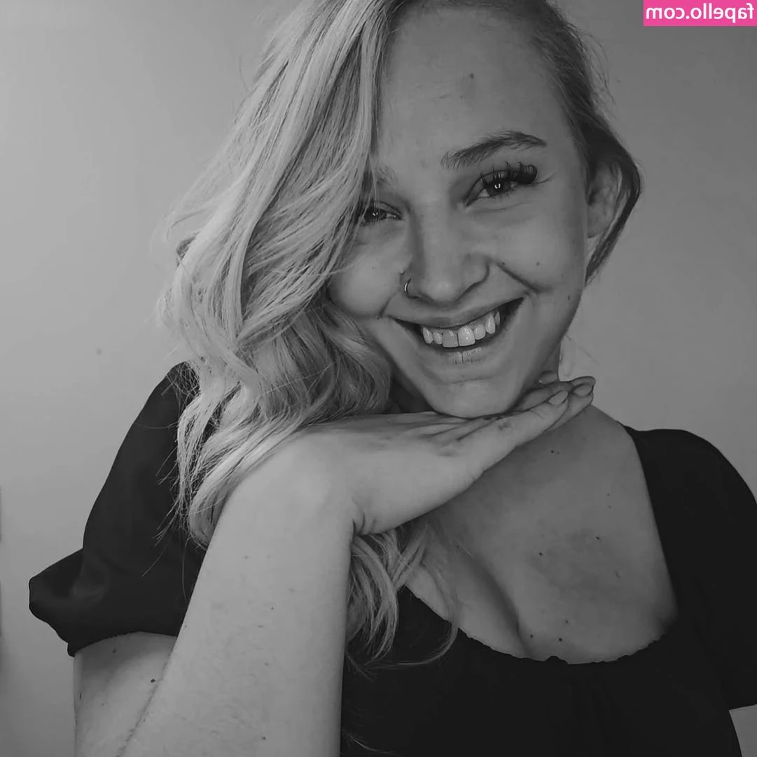 MrsXeniaTv - I know u love these…