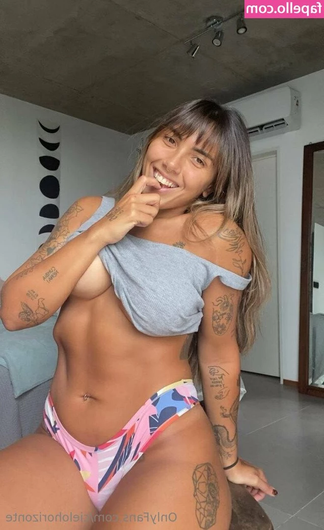 cielohorizonte - BEING A NAUGHTY GIRL ON THE SOFA CRAVING YOUR BIG COCK
