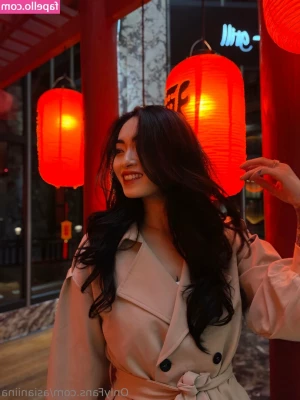 asianiina [ asianiina-1 ] - Qué harías conmigo