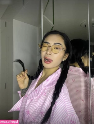 asianiina [ asianiina-1 ] - Can i crush you with my ass?