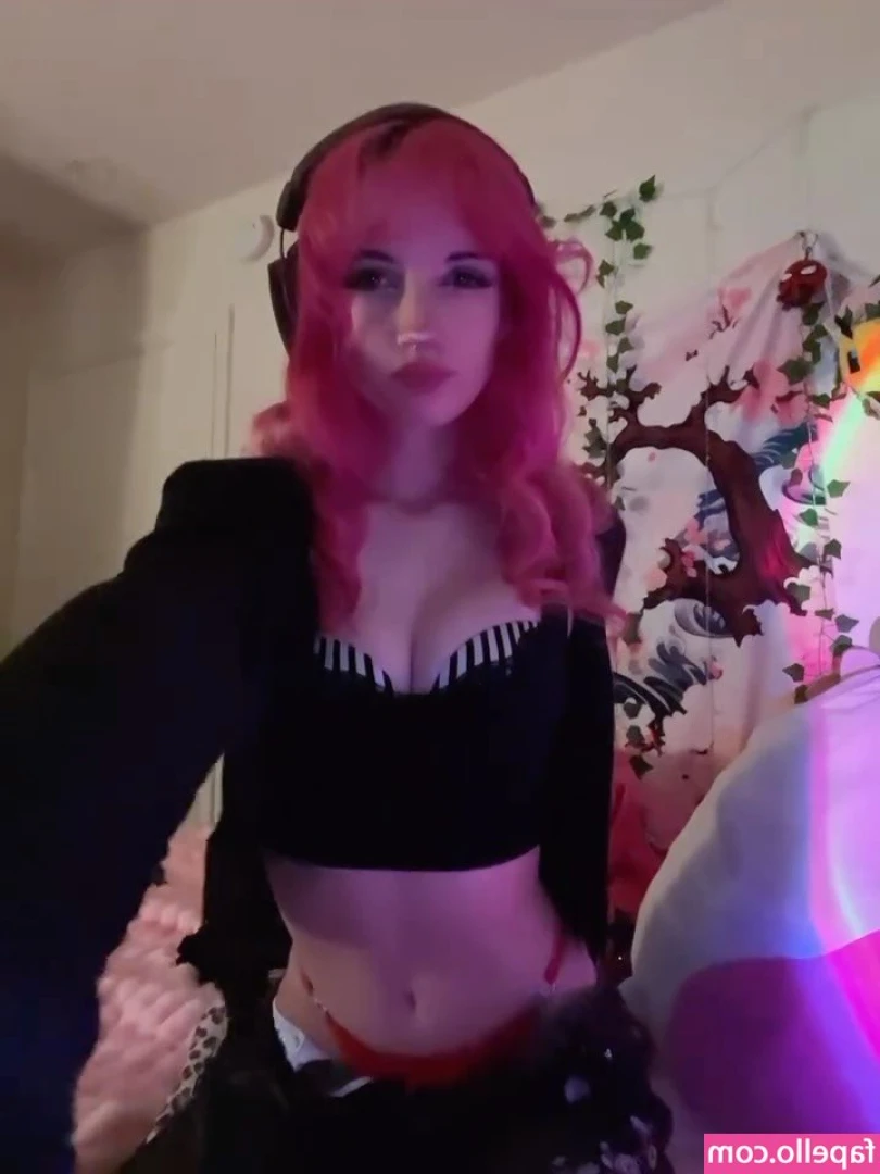 myluvkai - Watch me take this purple lingerie off tomorrow night as a Christmas