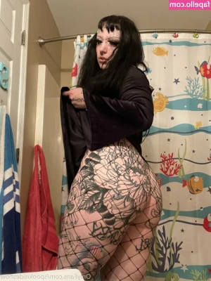 spookisideshow - Yay votes!! 5 hours left 💞