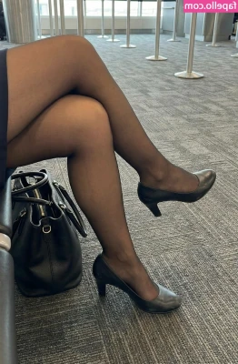 Camellia_naomi [ camellia-naomi ] - You can't resist me! DM me I'll help you to cum.