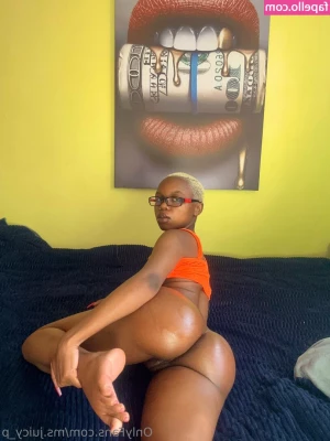 ms.juicy_p [ ms-juicy-p ] - Let s fuck lying here enjoying freedom and a high-altitude view