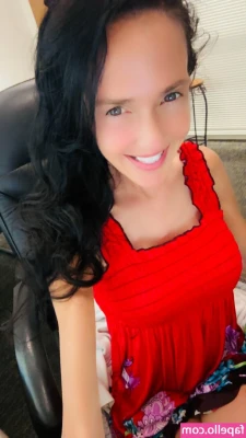 lilrosiedoll - Happy thanksgiving! I’m thankful for you 🦃  Do you wanna stuff